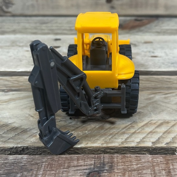 Popak New Ray Excavator Truck Yellow Dump Digger Construction Vehicle Hauler Toy - Picture 4 of 8